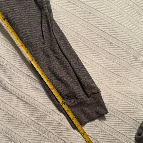 Joyspun Gray Ribbed Lounge Set - Picture 9 of 10